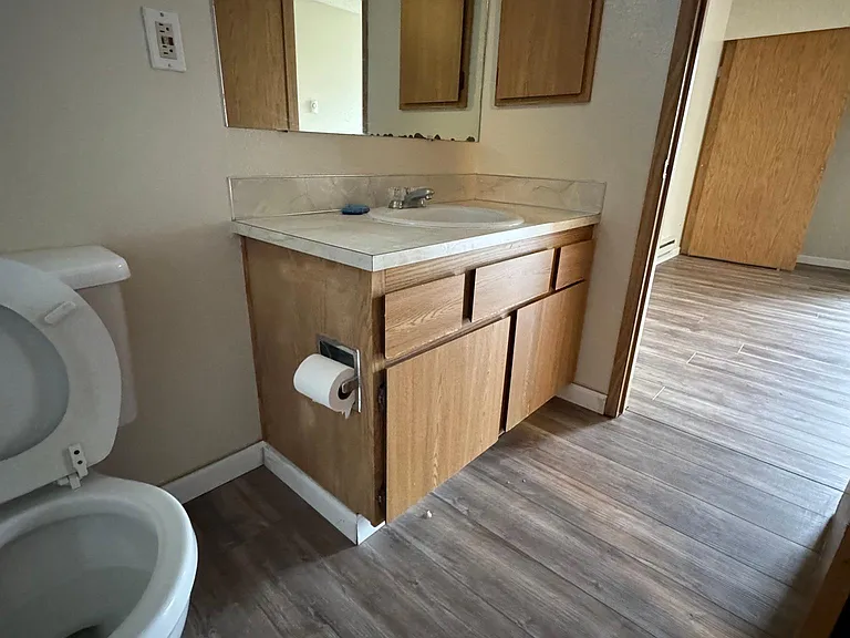 4103 Center St #D — Photo 15