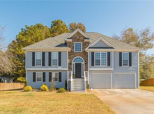 305 Anita Dr, Powder Springs, GA 30127