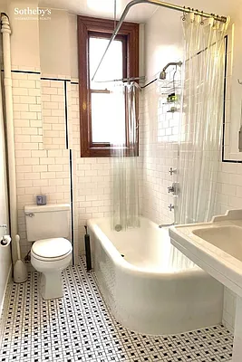 Rented by Sotheby's International Realty | media 20