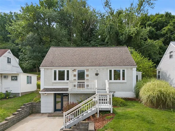 1726 Loretta Dr, Pittsburgh, PA 15235
