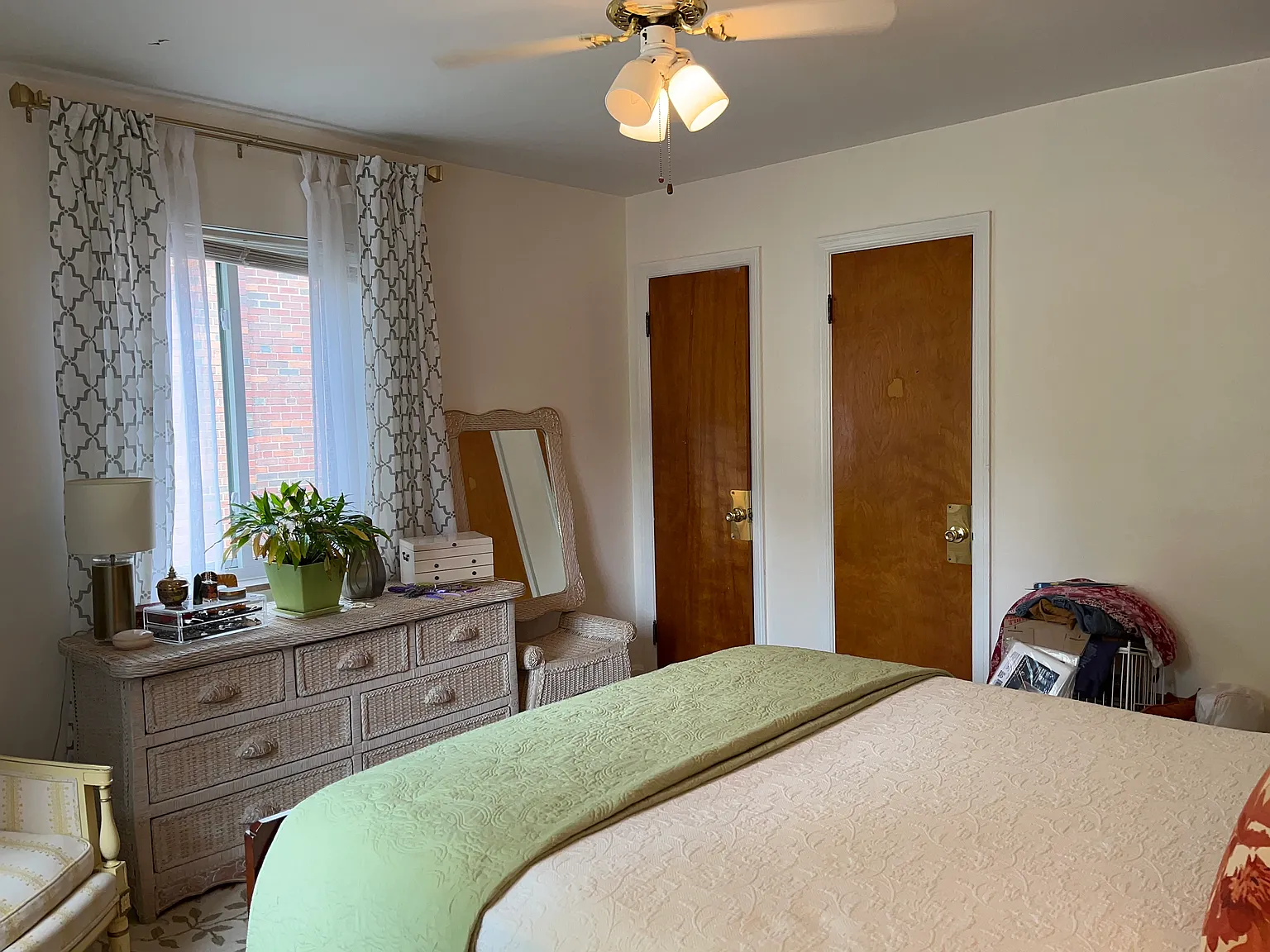 1496 Beacon St — Photo 2
