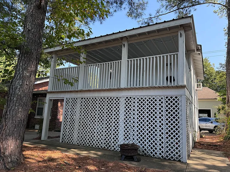 1310 Jefferson Ave #B — Photo 1