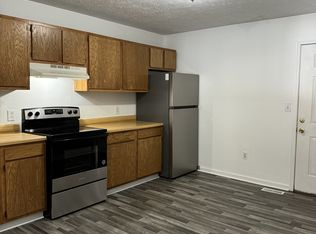 10 Martin Dr, Ona, WV 25545