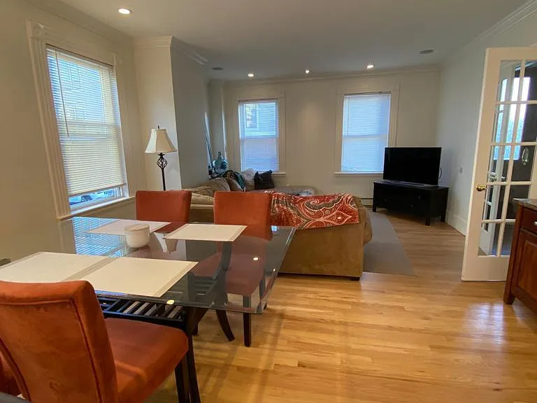 28 Ward Ct — Photo 3