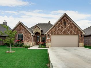 3107 Main St, Granbury, TX 76049
