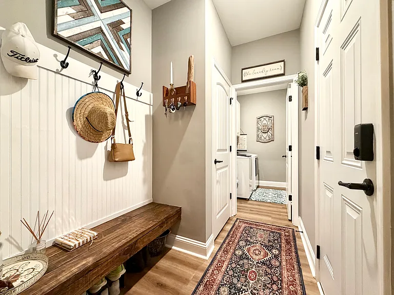233 Forester Dr — Photo 5