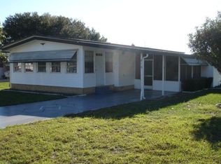 816 Weeping Willow Ave, Lady Lake, FL 32159
