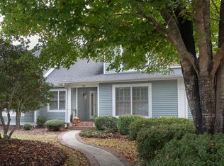 215 Knoll Rd, Southern Pines, NC 28387