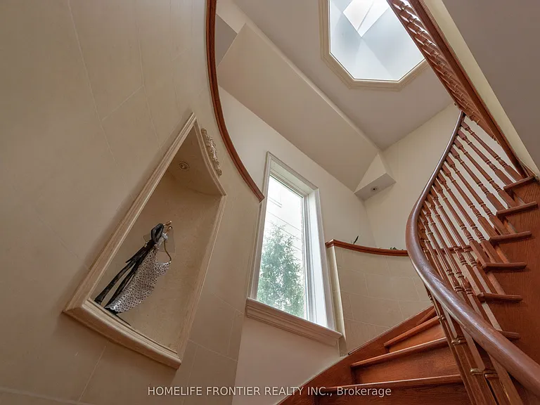 79 Elm Ave — Photo 8