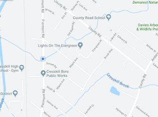 369 Piermont Rd, Cresskill, NJ 07626