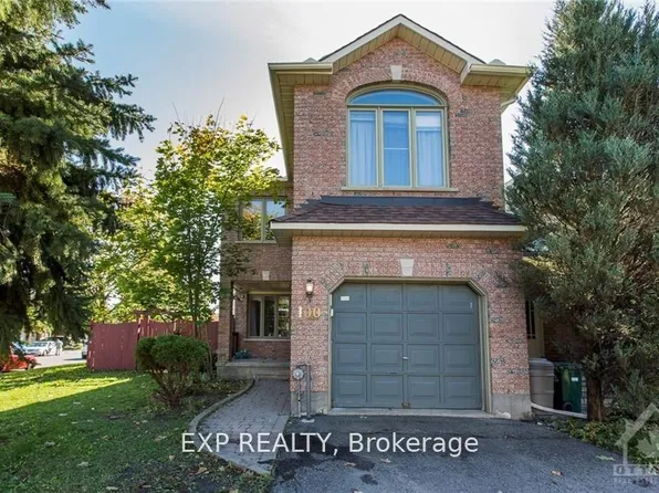 100 Hunterswood Cres, Ottawa, ON K1G 5V9