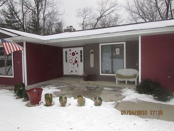 4th image of 53157 Forest Lakes Dr