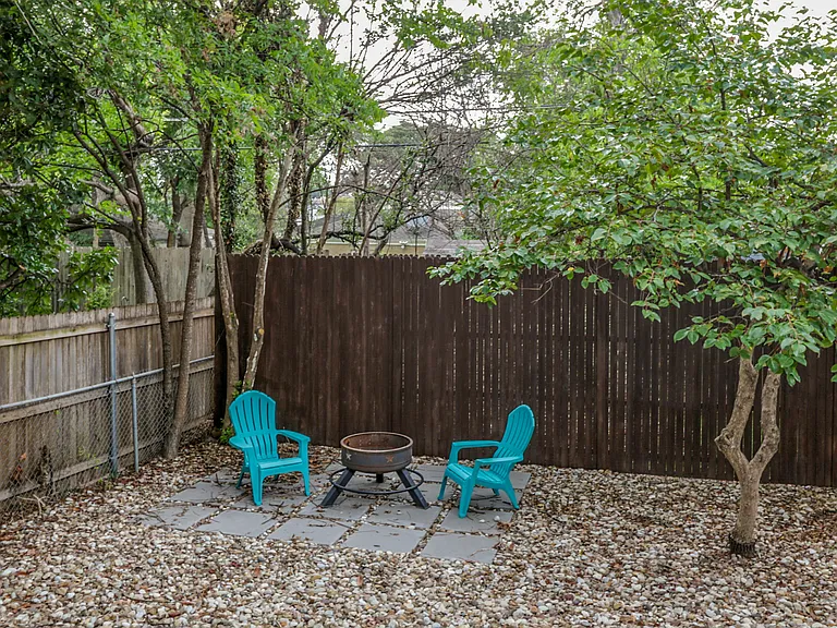 6432 Malvey Ave — Photo 25