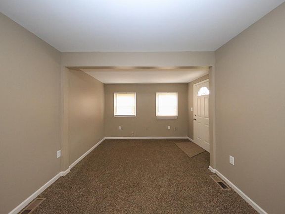 2nd image of 2034 Bickmore Ave