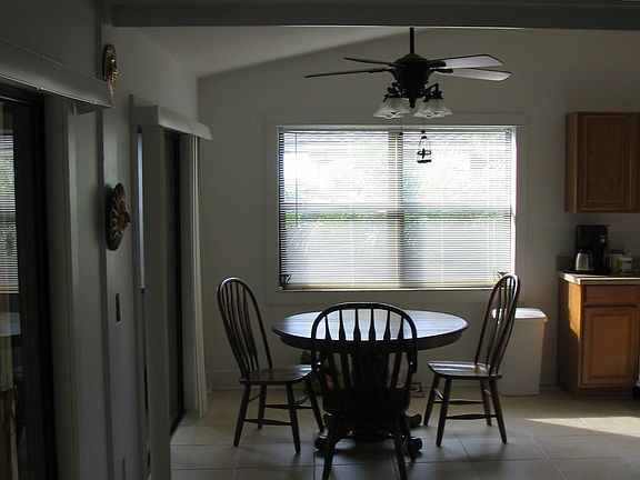 5th image of 4600 SE Ontario Dr