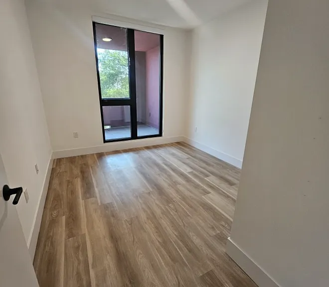 7627 Santa Monica Blvd #301 — Photo 9