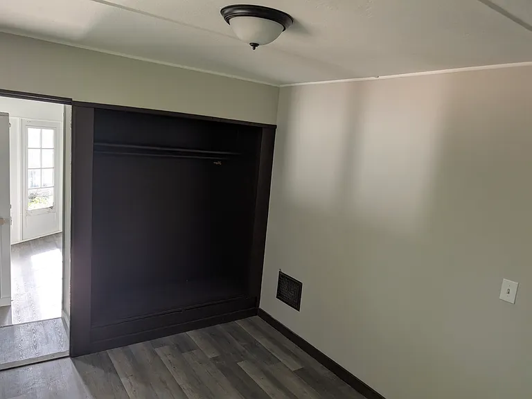 2210 Coronette Ave — Photo 5