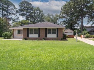 1004 Asbury Rd, Eastover, NC 28312