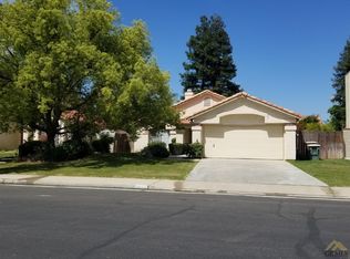 3613 Running Springs Way, Bakersfield, CA 93311