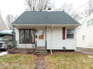 1824 S Rundle Ave, Lansing, MI 48910
