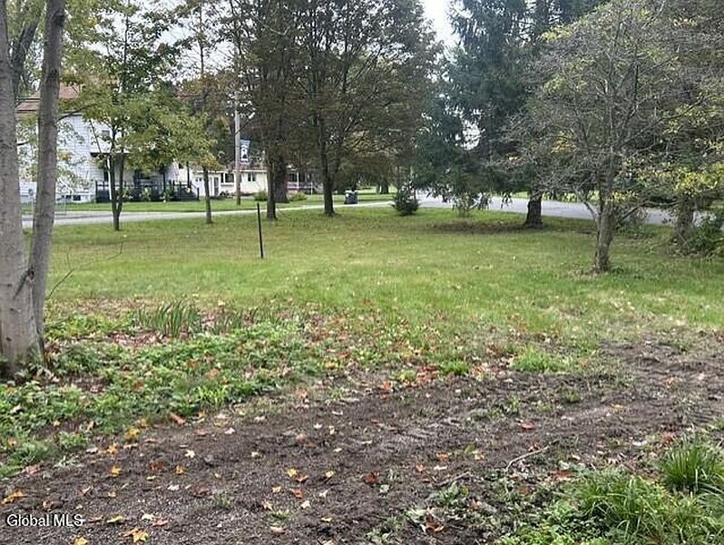 3rd image of 119 Green Avenue