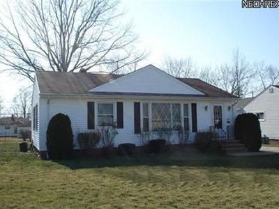 1854 Rush Rd, Wickliffe, OH, 44092