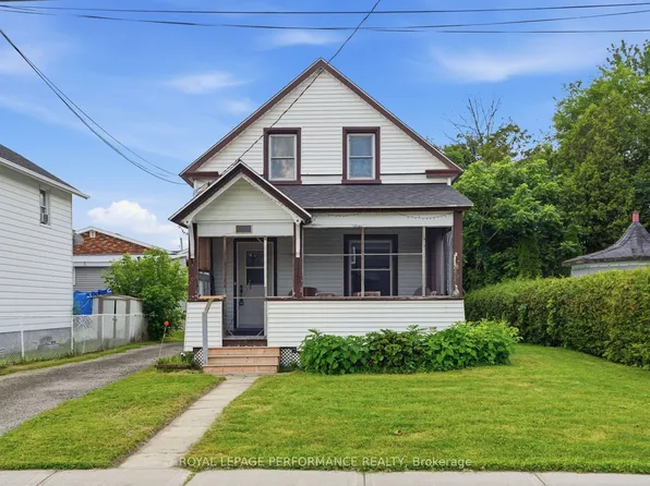 178 Nelson St E, Hawkesbury, ON K6A 1L8
