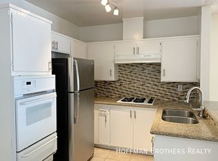 1523 E Windsor Rd #20, Glendale, CA 91205