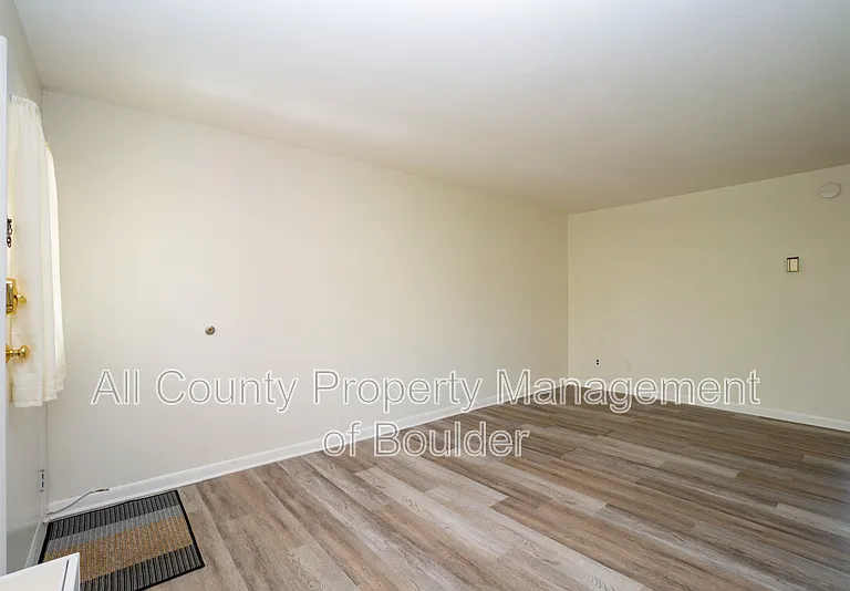 3293 Madison Ave #S303 — Photo 6