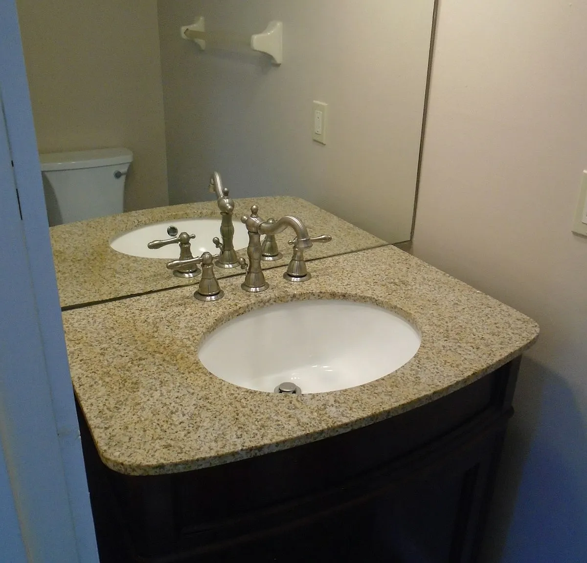 733 Laurel Bay Circle — Photo 3