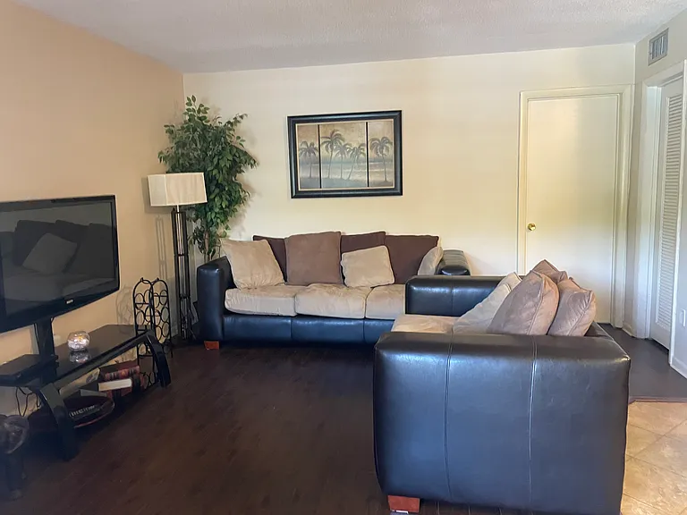 421 NE 1st St #219 — Photo 14