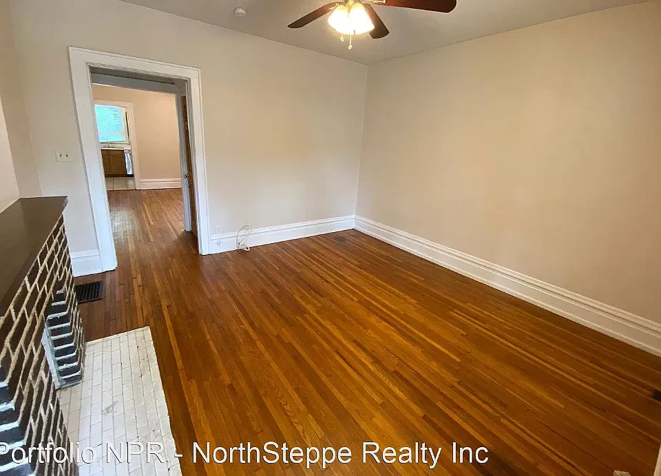 320 E 19th Ave