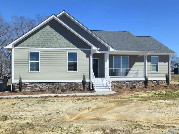 2495 Big Nose Dr, Centre, AL 35960
