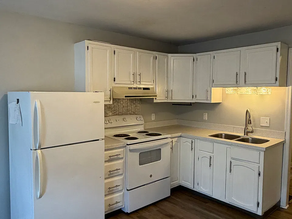 58 Port Watson St #5
