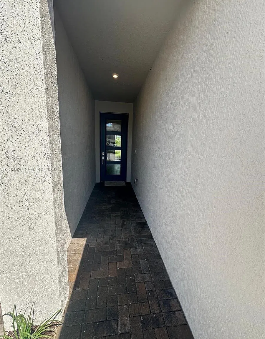 Cadence Phase B1 — Photo 2