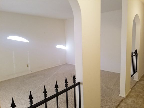 3rd image of 2909 N Elm Ave