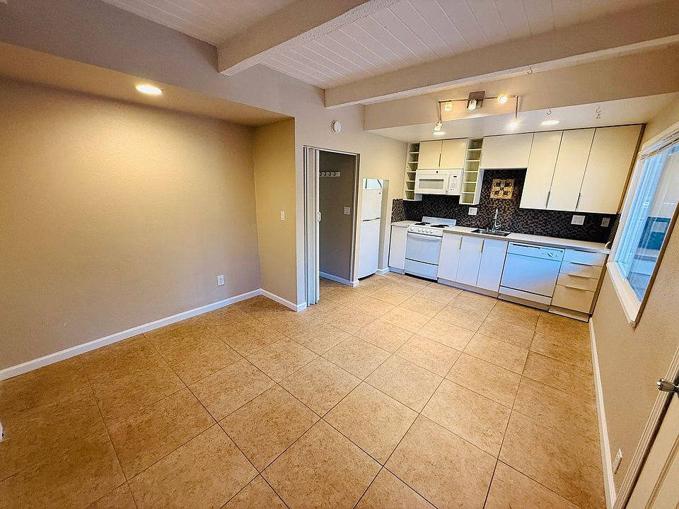 1st image of 2583 Knox Ave #2