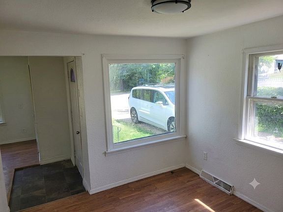 2nd image of 4316 Wilshire Ave