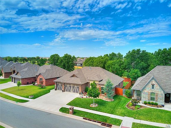 5th image of 13909 Savannah River Way