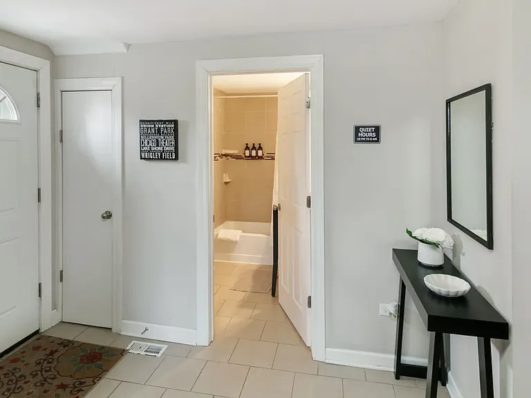 305 W Park Ave #2 — Photo 5