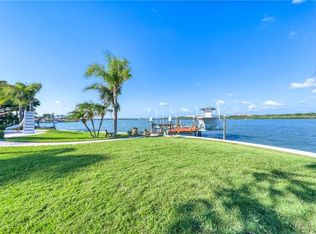 583 Crystal Dr, Madeira Beach, FL 33708
