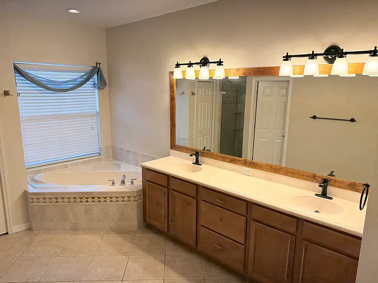 1596 Pinyon Pine Dr — Photo 16