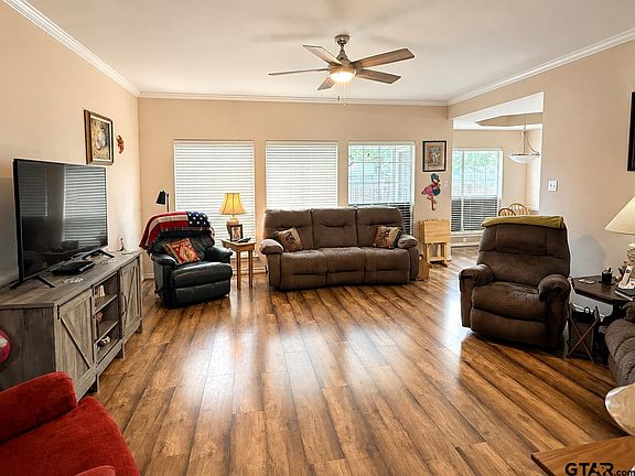 3rd image of 1202 Rice Rd APT 108
