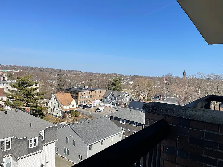 10 Williams St #75 — Photo 4