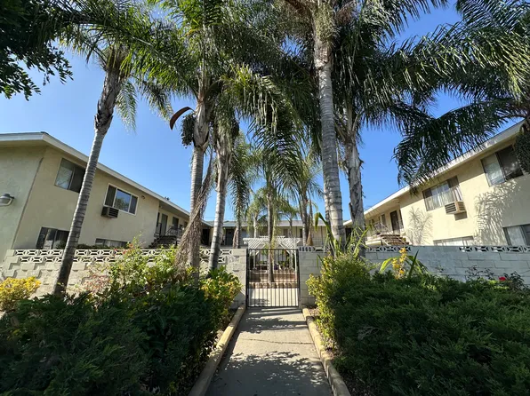 4860 Canoga St APT E, Montclair, CA 91763