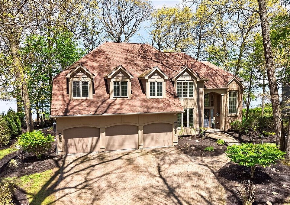 1st image of 788 Admiralty Way