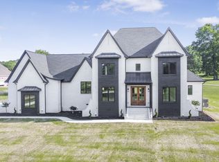 2130 Philadelphia Rd, Lebanon, TN 37087