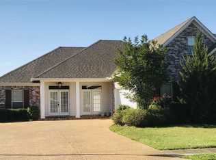 822 Highland Ct, Brandon, MS 39047