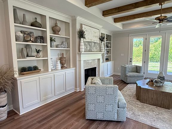4th image of 848 Goldenrod Way