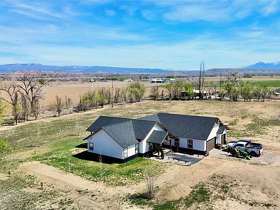 2nd image of 18755 H Road